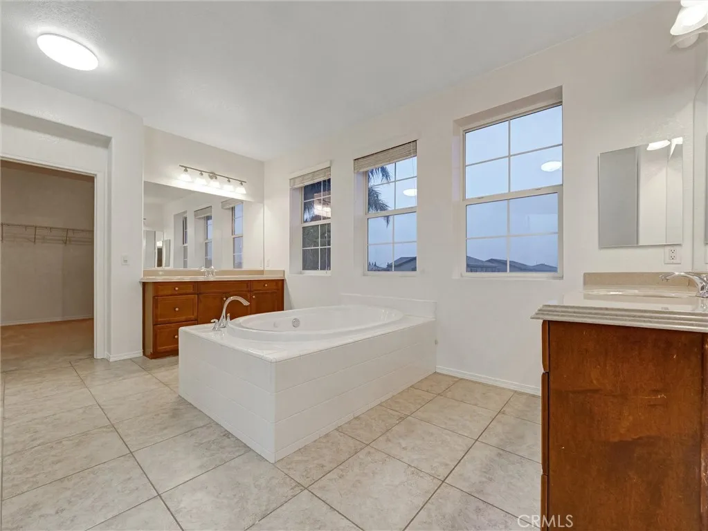 14169 Emmerglen, Eastvale, California 92880 home-pic-46