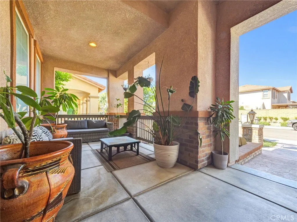 14169 Emmerglen, Eastvale, California 92880 home-pic-5