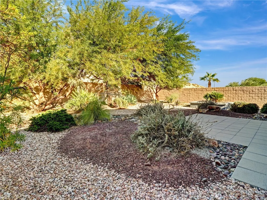 81808 Avenida Estuco, Indio, California 92203 home-pic-28