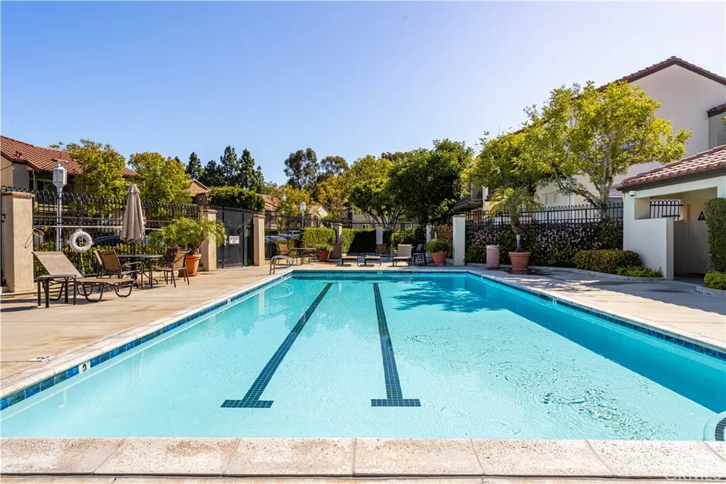 181 S Cross Creek Road, Orange, California 92869 home-pic-16