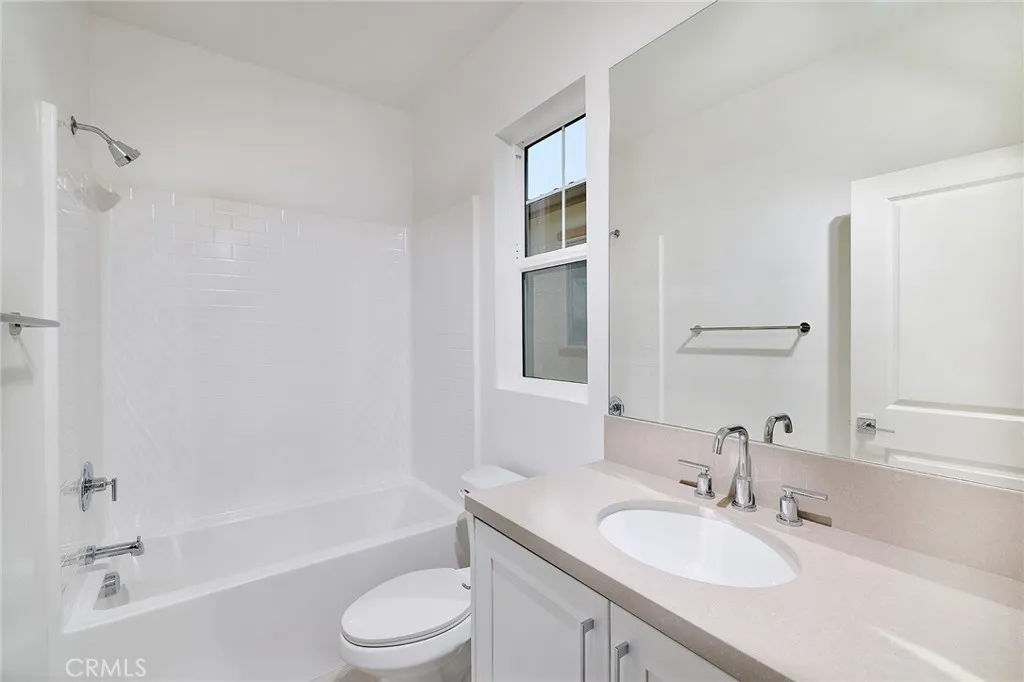16033 Willow Court, Whittier, California 90604 home-pic-15