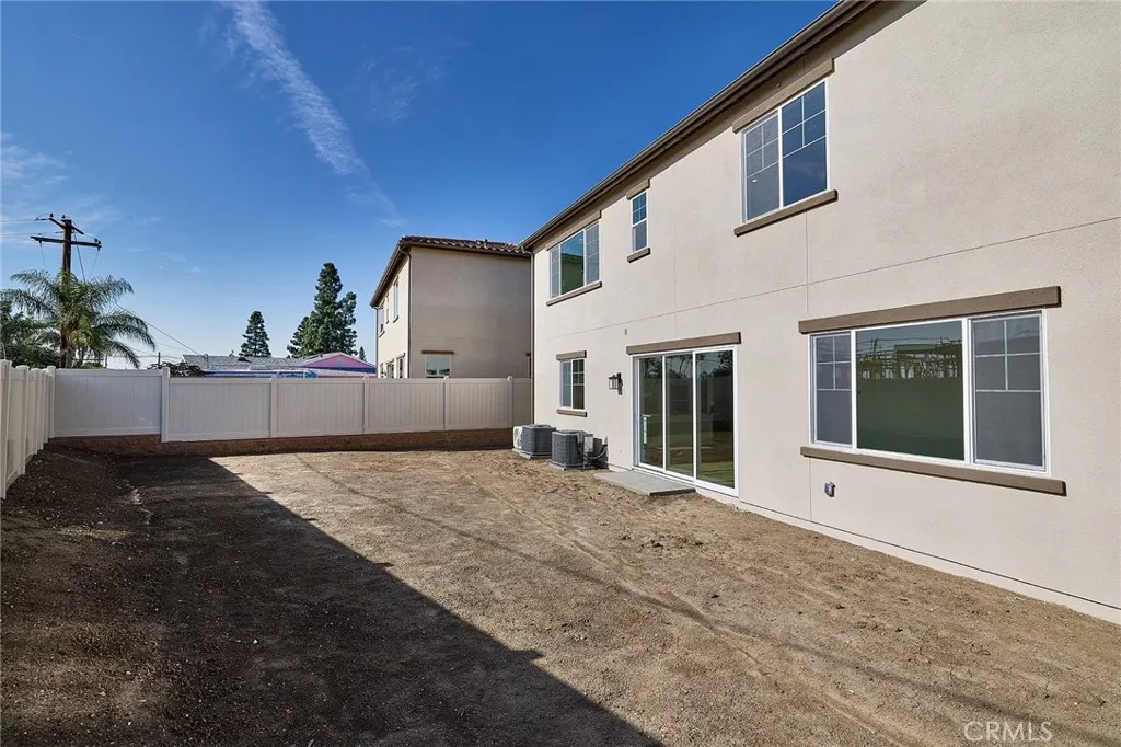 16033 Willow Court, Whittier, California 90604 home-pic-18