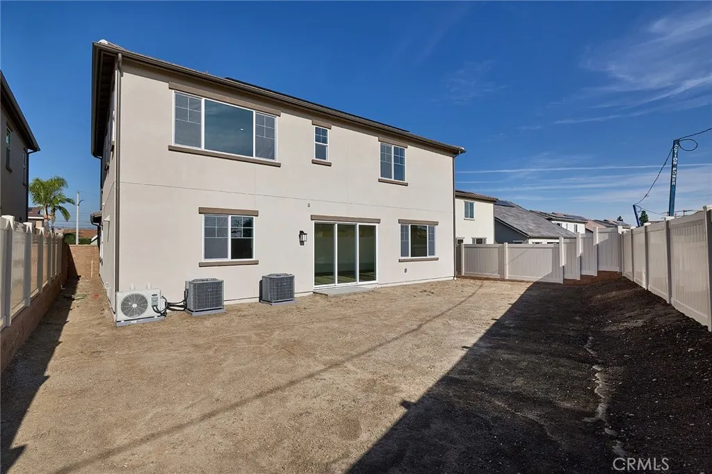 16033 Willow Court, Whittier, California 90604 home-pic-3