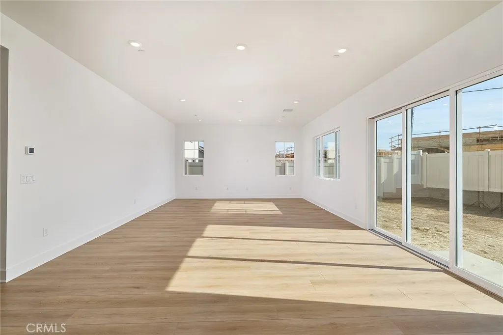 16033 Willow Court, Whittier, California 90604 home-pic-5