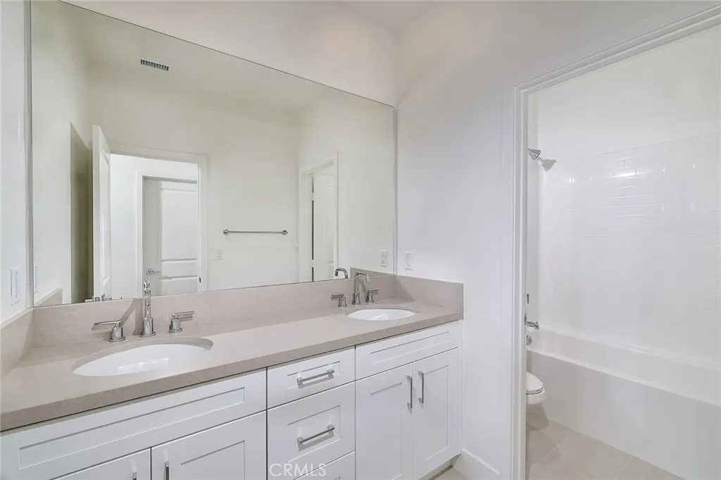 16033 Willow Court, Whittier, California 90604 home-pic-13
