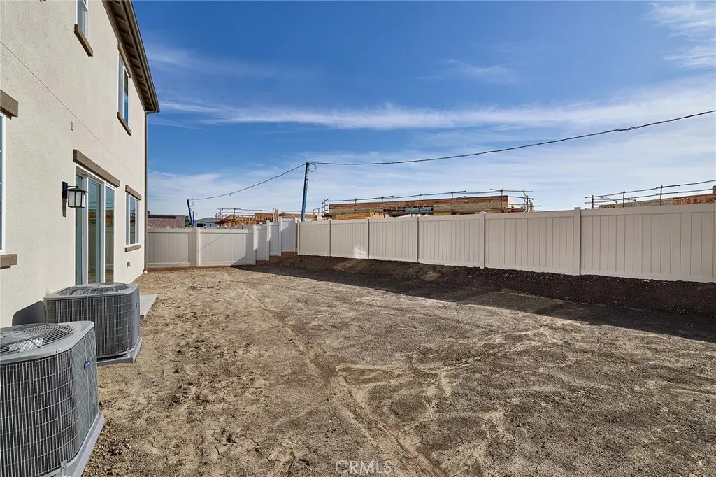 16033 Willow Court, Whittier, California 90604 home-pic-19
