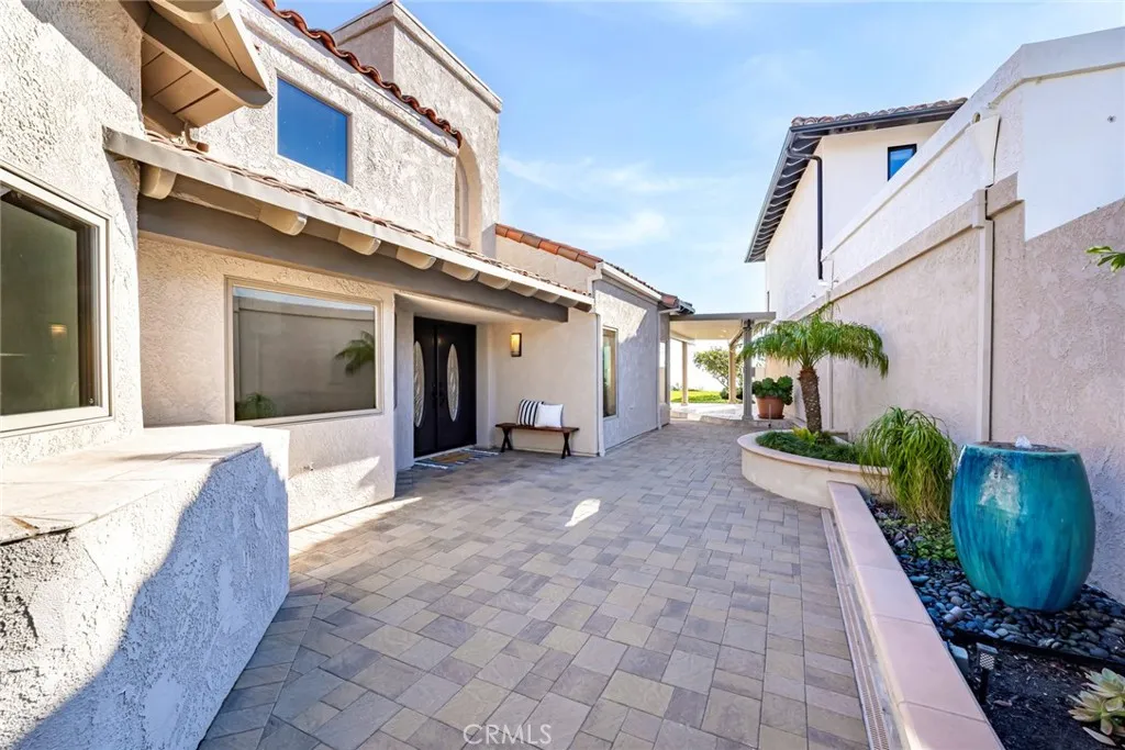 527 Avenida Buenos Aires, San Clemente, California 92672 home-pic-11