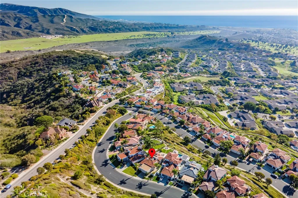 527 Avenida Buenos Aires, San Clemente, California 92672 home-pic-45