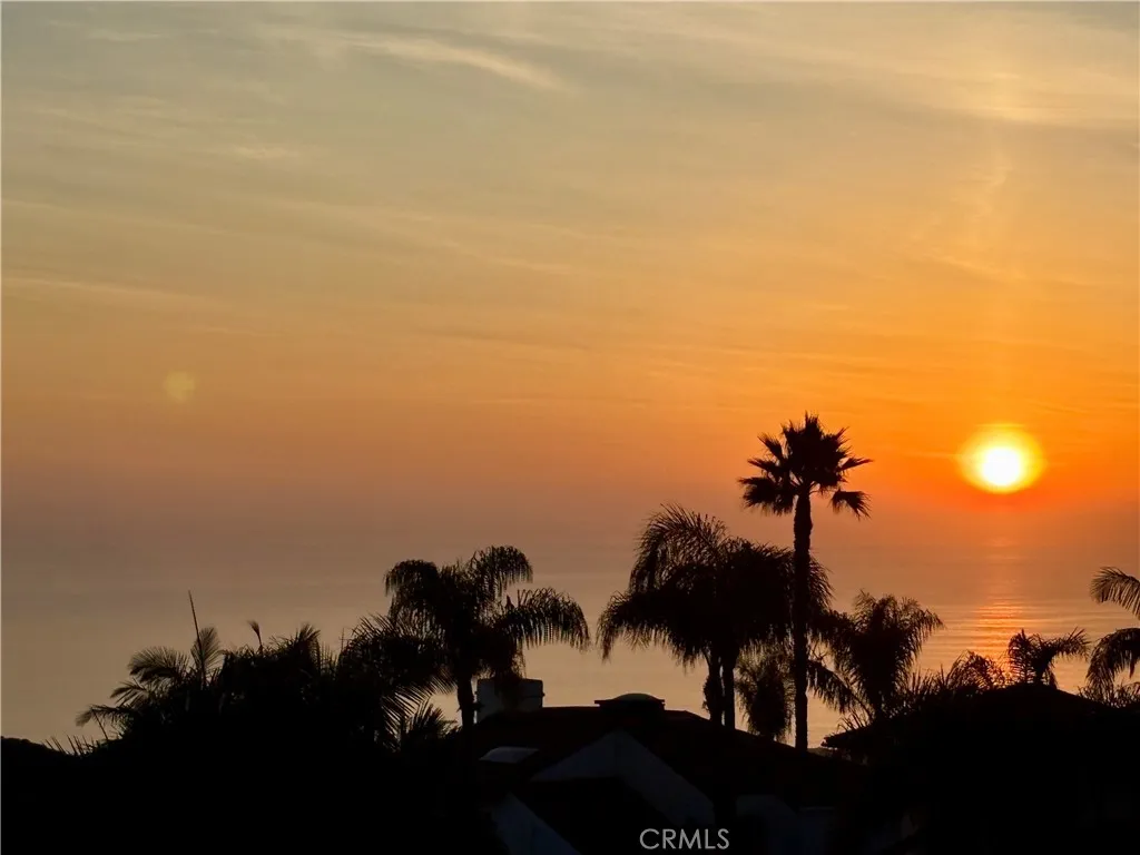 527 Avenida Buenos Aires, San Clemente, California 92672 home-pic-4