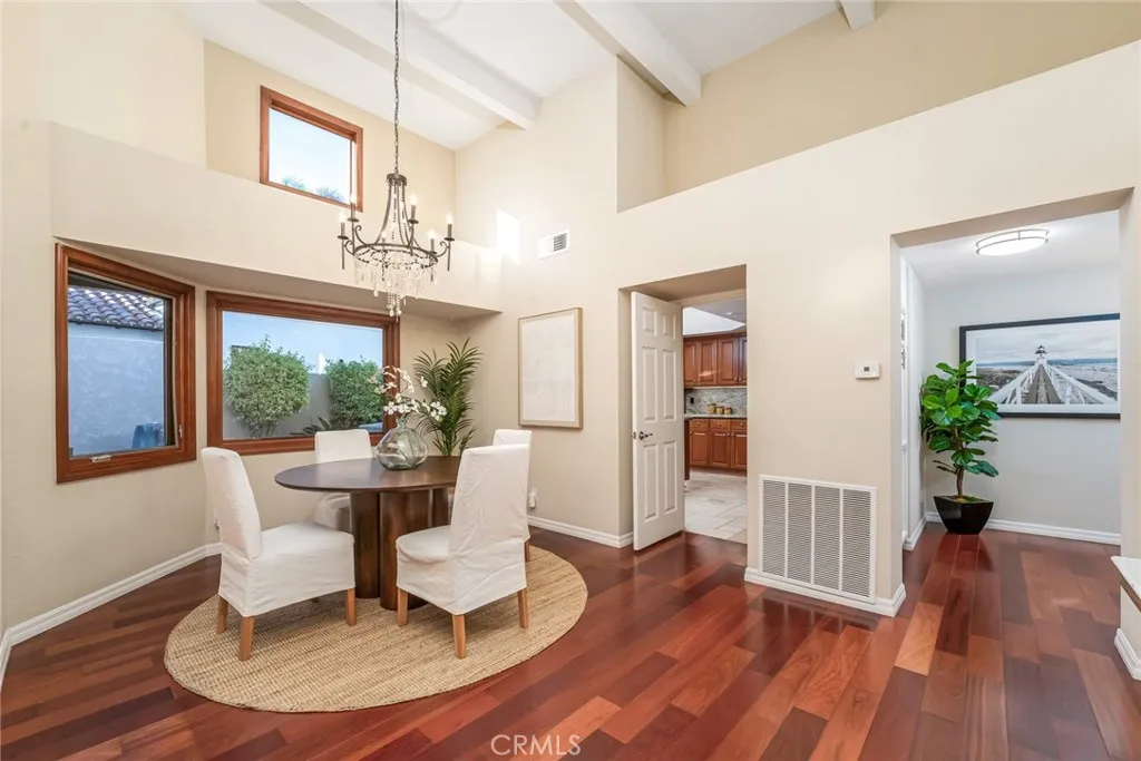527 Avenida Buenos Aires, San Clemente, California 92672 home-pic-18