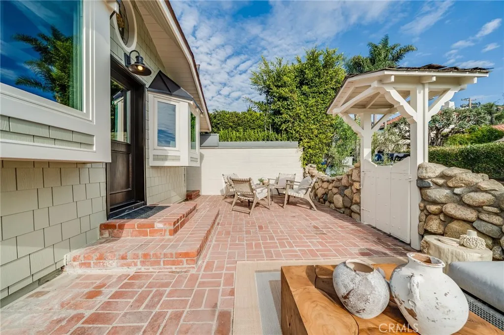 358 Flora, Laguna Beach, California 92651 home-pic-20