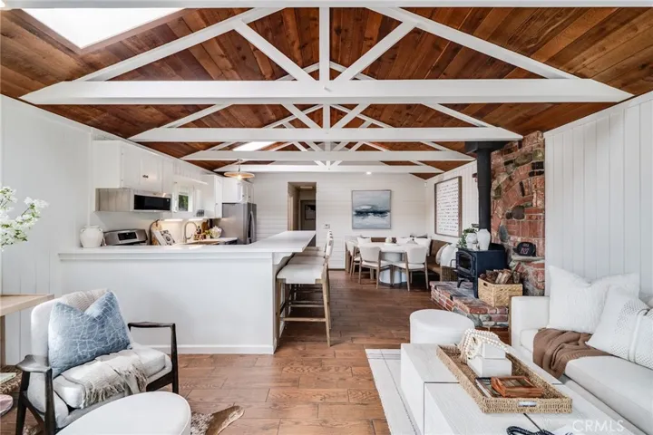 358 Flora, Laguna Beach, California 92651