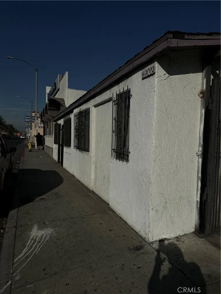 12008 Long Beach Boulevard, Lynwood, California 90262 home-pic-6