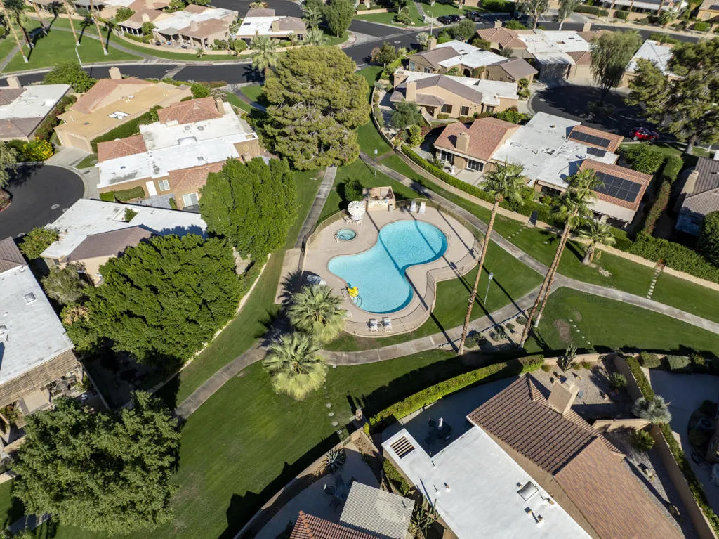44695 Monaco Circle, Palm Desert, California 92260 home-pic-50