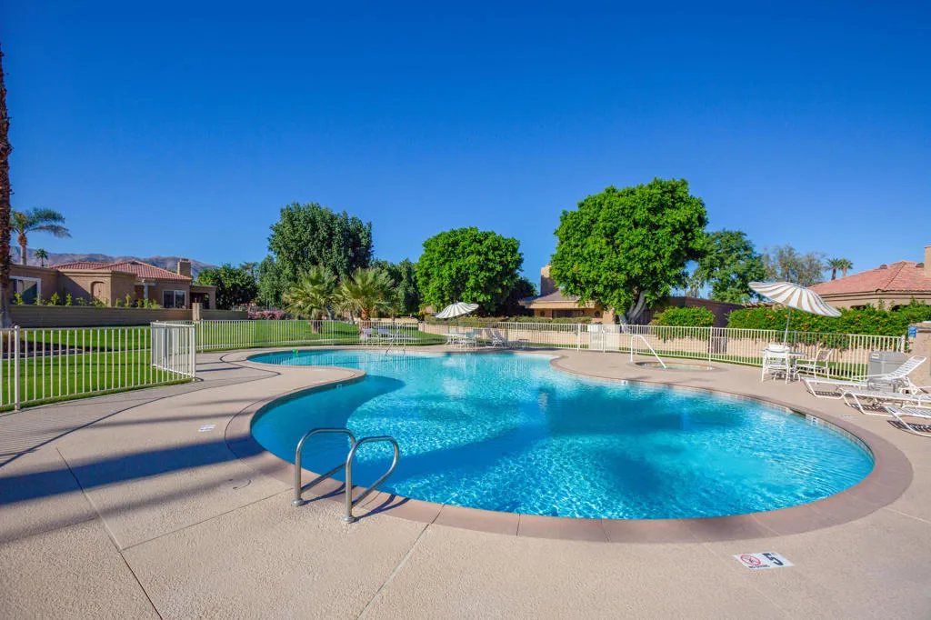 44695 Monaco Circle, Palm Desert, California 92260 home-pic-57