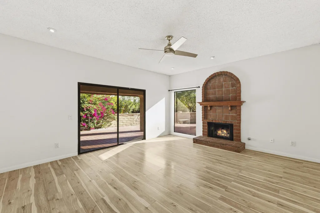 44695 Monaco Circle, Palm Desert, California 92260 home-pic-8