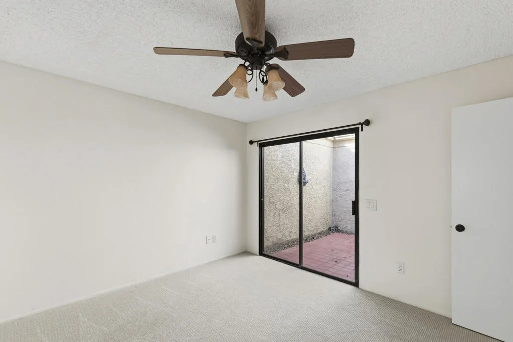 44695 Monaco Circle, Palm Desert, California 92260 home-pic-27