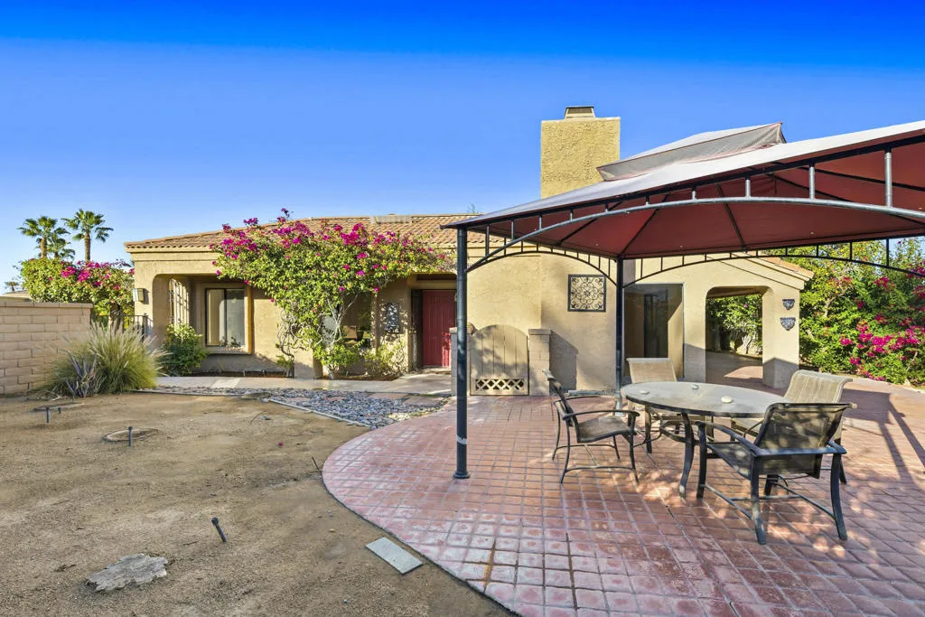 44695 Monaco Circle, Palm Desert, California 92260 home-pic-33