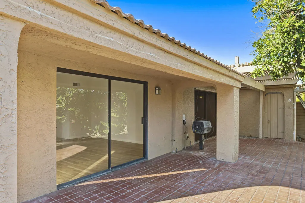 44695 Monaco Circle, Palm Desert, California 92260 home-pic-34