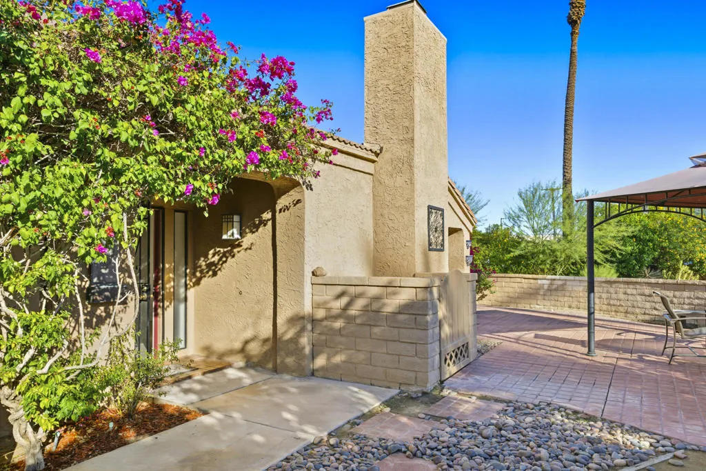 44695 Monaco Circle, Palm Desert, California 92260 home-pic-4