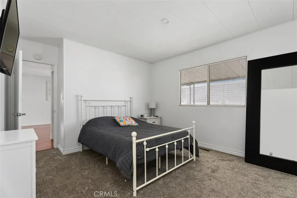 second bedroom with new carpet