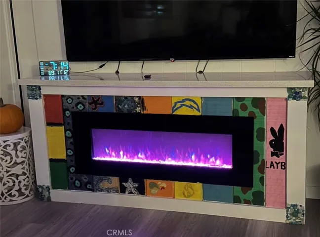 Closer view of Electronic Fireplace
