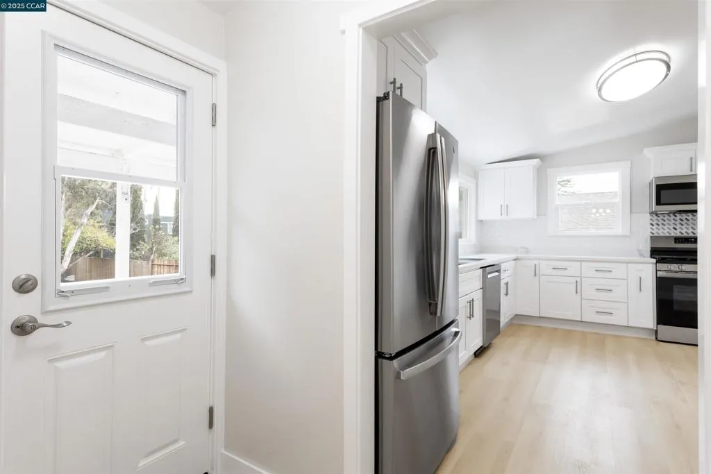 3500 66th Ave, Oakland, California 94605 home-pic-37