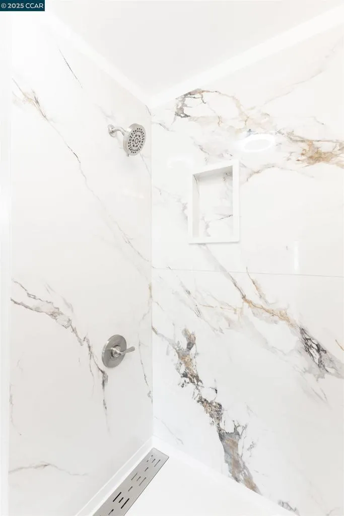 3500 66th Ave, Oakland, California 94605 home-pic-12