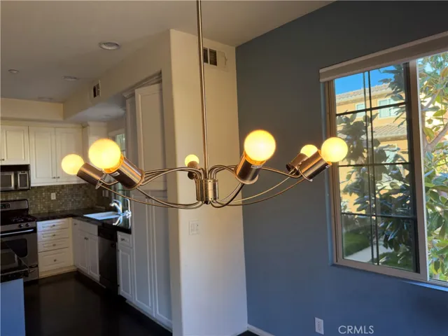 122 Vintage 20, Irvine, California 92620