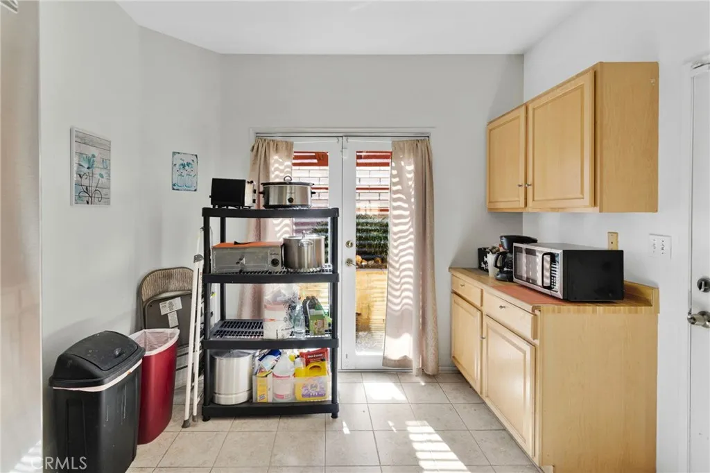 14979 Buckskin Road, Victorville, California 92394 home-pic-12