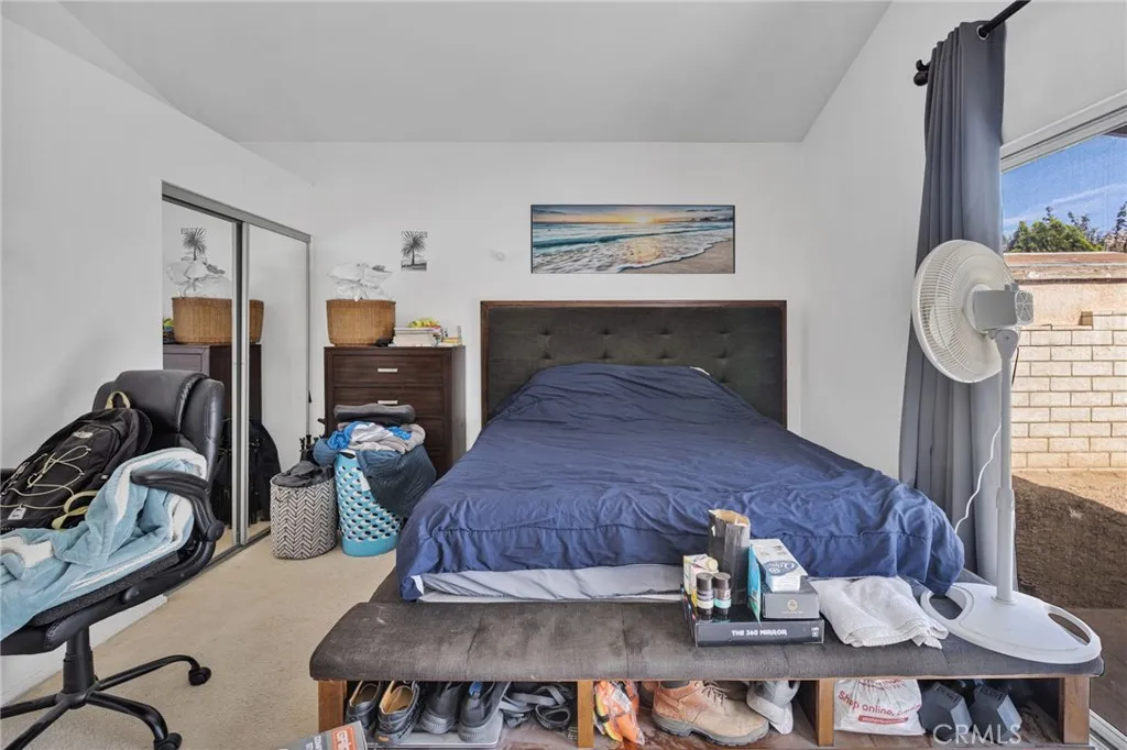 14979 Buckskin Road, Victorville, California 92394 home-pic-20