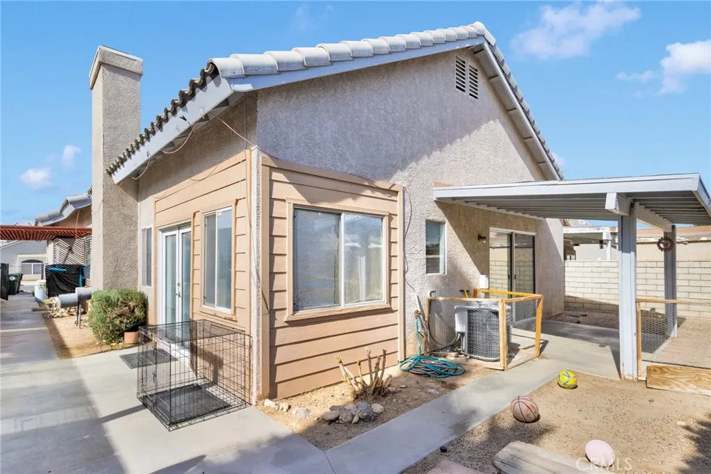 14979 Buckskin Road, Victorville, California 92394 home-pic-27