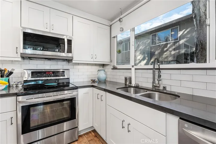 91 Calle Aragon D, Laguna Woods, California 92637