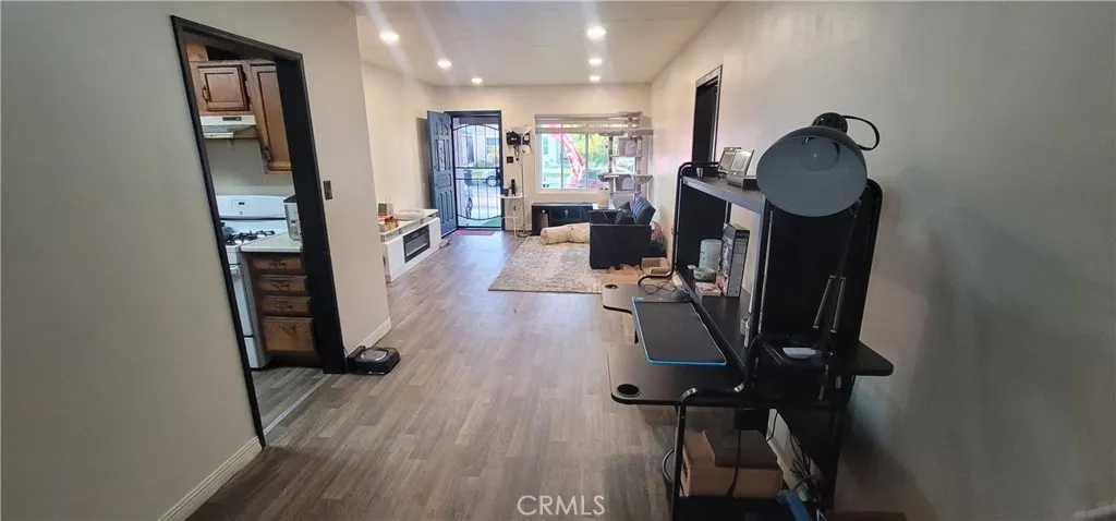 5442 Zola Avenue, Pico Rivera, California 90660 home-pic-8
