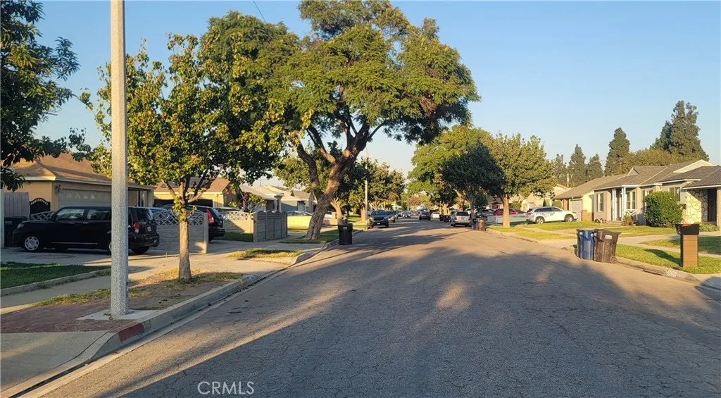 5442 Zola Avenue, Pico Rivera, California 90660 home-pic-11