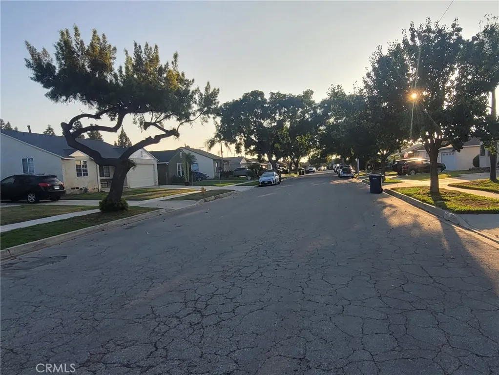 5442 Zola Avenue, Pico Rivera, California 90660 home-pic-10