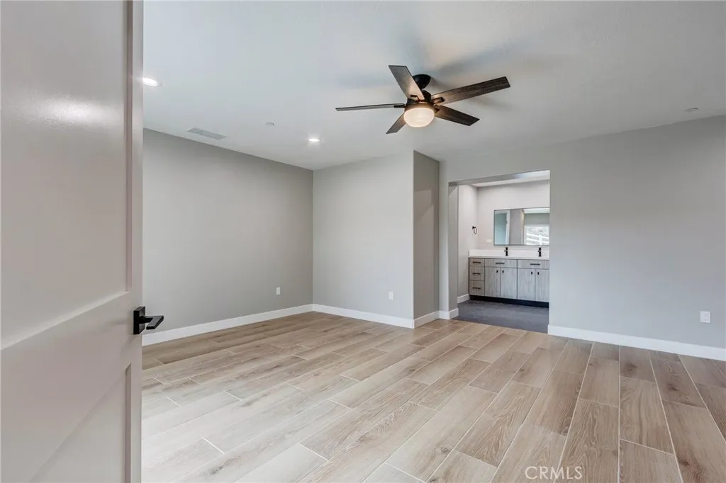 6850 Braceo, Oak Hills, California 92344 home-pic-28