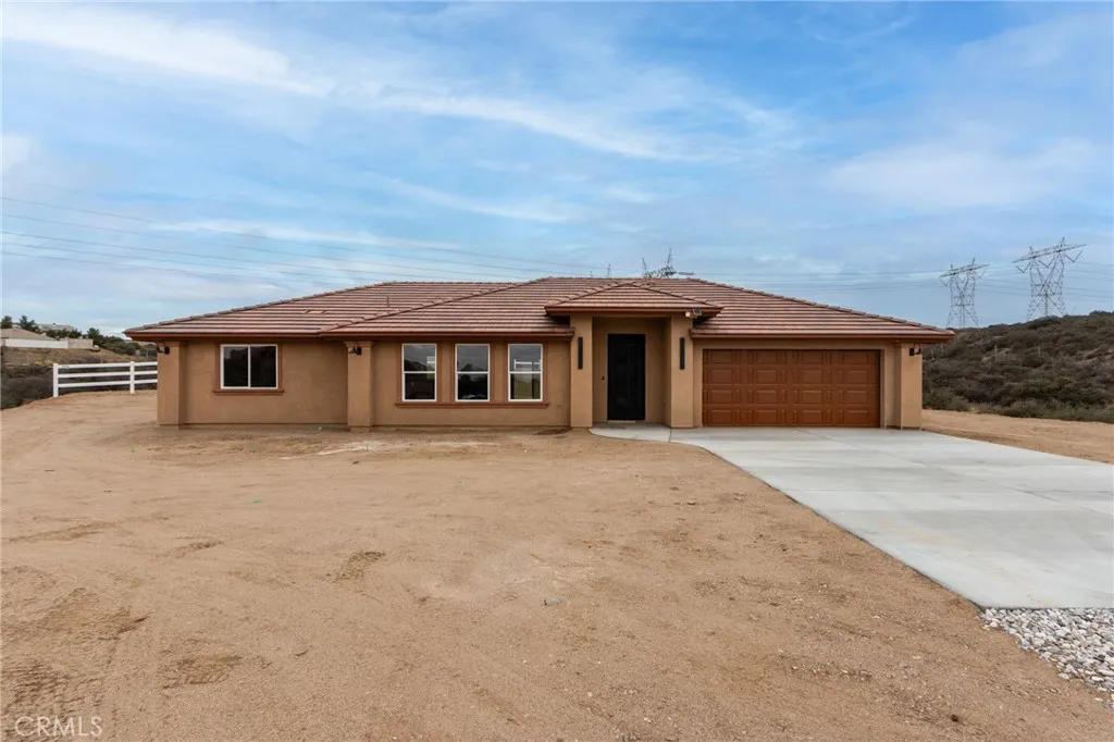 6850 Braceo, Oak Hills, California 92344 home-pic-0