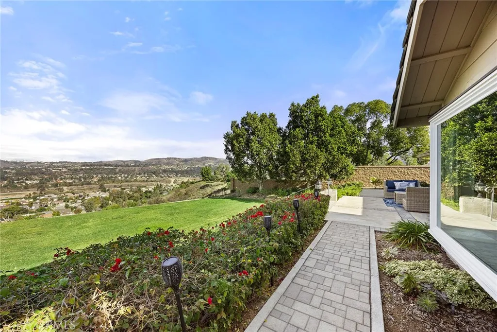 926 N Meads, Orange, California 92869 home-pic-53