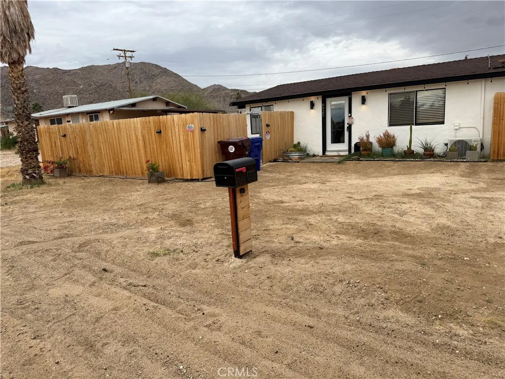 6922 Datura, 29 Palms, California 92277 home-pic-1