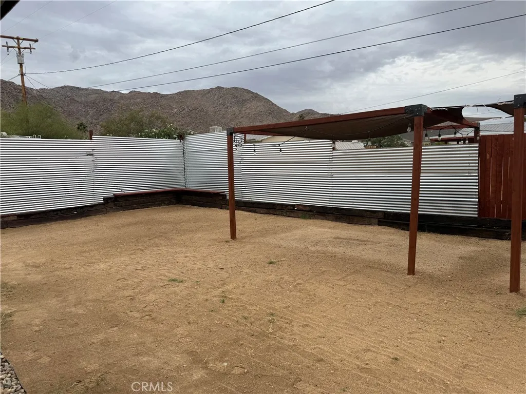 6922 Datura, 29 Palms, California 92277 home-pic-19