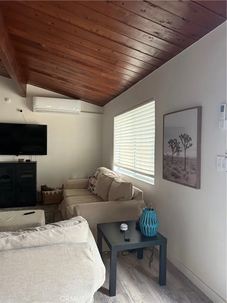 6922 Datura, 29 Palms, California 92277 home-pic-5