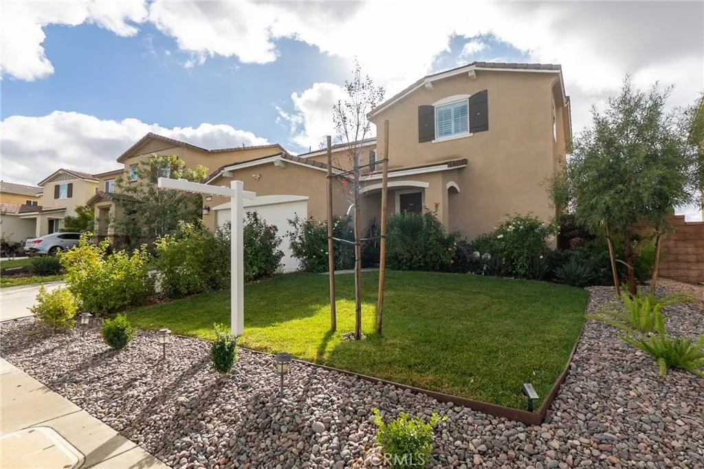 1099 Little Leaf, Calimesa, California 92320 home-pic-2