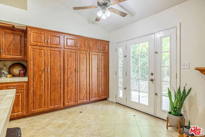 5811 Corinthian Place, Lancaster, California 93536