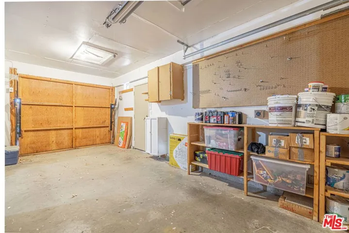 5811 Corinthian Place, Lancaster, California 93536