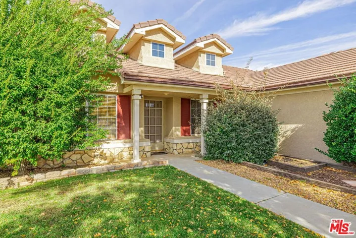 5811 Corinthian Place, Lancaster, California 93536