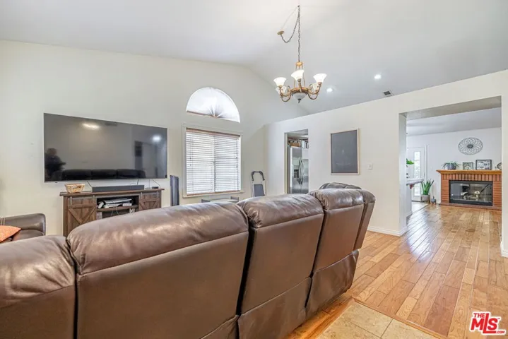 5811 Corinthian Place, Lancaster, California 93536