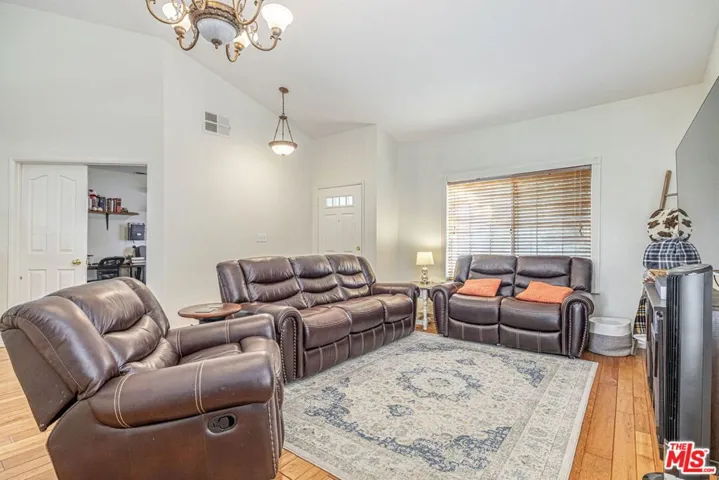 5811 Corinthian Place, Lancaster, California 93536
