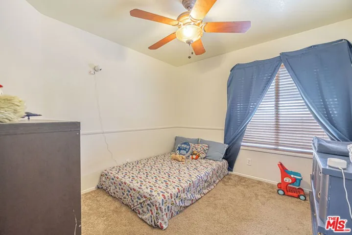 5811 Corinthian Place, Lancaster, California 93536
