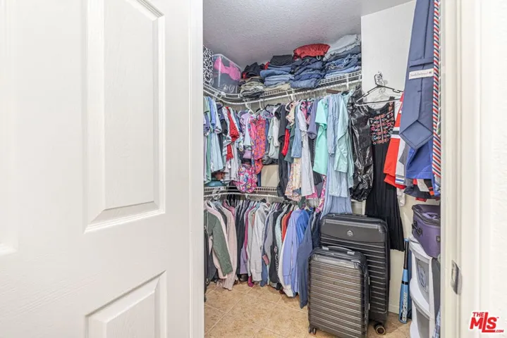 5811 Corinthian Place, Lancaster, California 93536